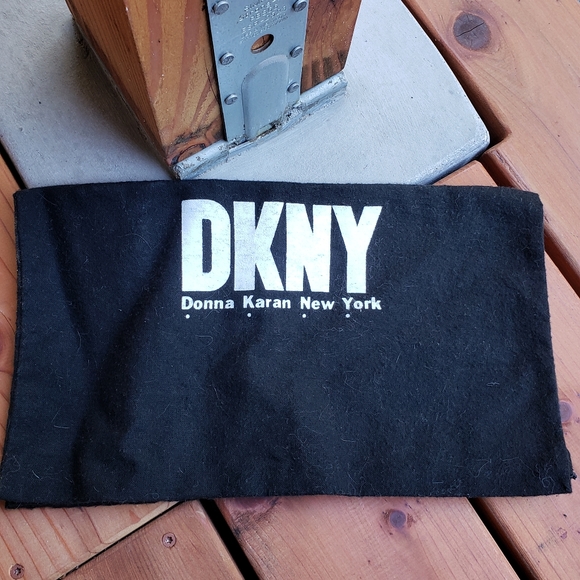 DKNY Black Leather Shoulder Bag - Picture 5 of 5